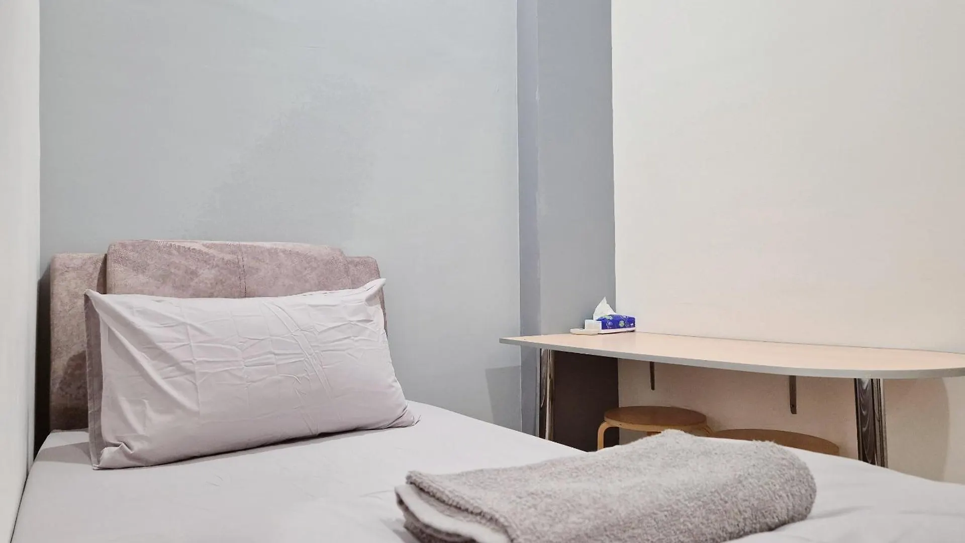 Walking Distance To Mount Austin - 6 Pax Newly Renovated Apartment Johor Bahru