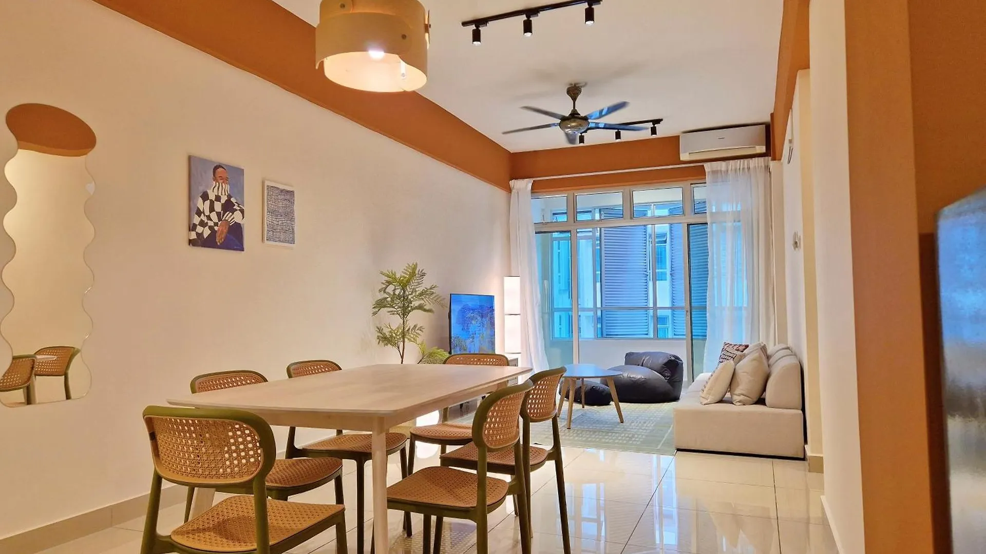 Walking Distance To Mount Austin - 6 Pax Newly Renovated Apartment Johor Bahru